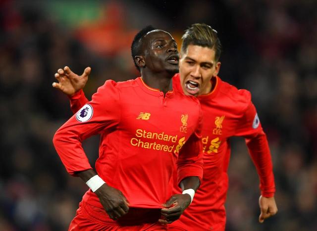 他把目光转 他把目光转